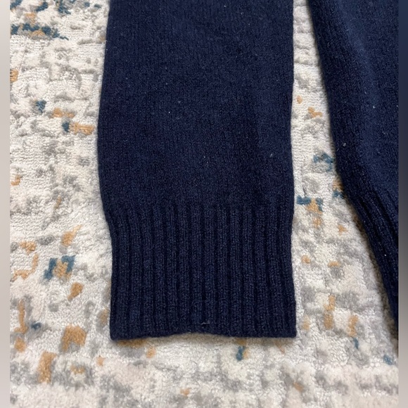 J. Crew Premium Lambswool Quarter Zip Sweater - Men’s Medium - Picture 5 of 10